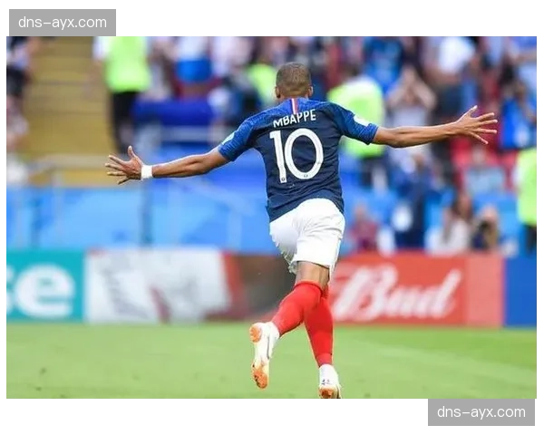 赫罗纳主力后腰埃雷拉确认伤缺，中场攻防枢纽断裂影响反击能力